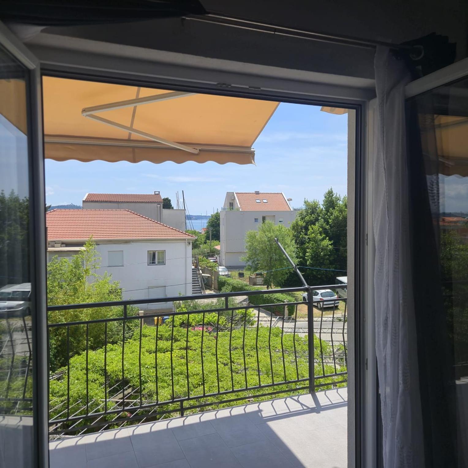 Frane * Kaštela